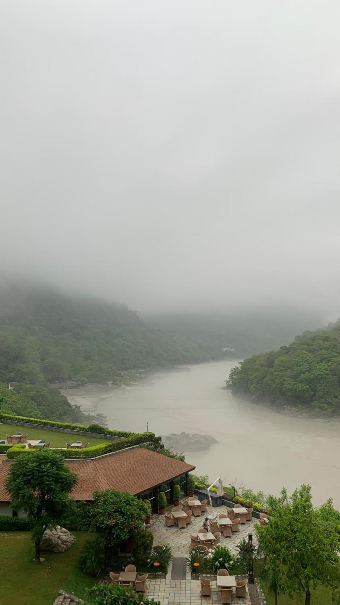 Luxury Aloha Majestic Apartments Rishikesh Luaran gambar