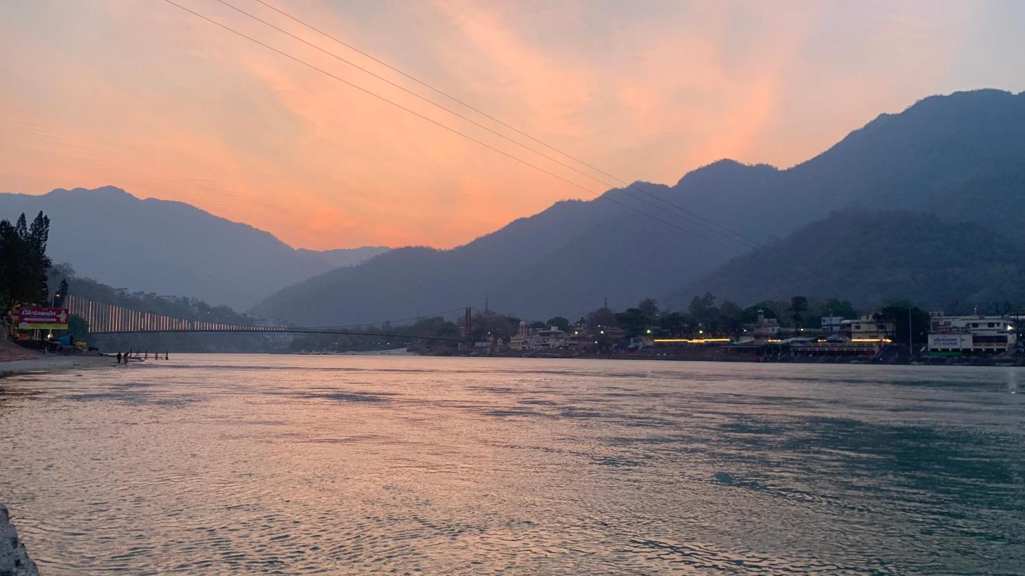 Luxury Aloha Majestic Apartments Rishikesh Luaran gambar