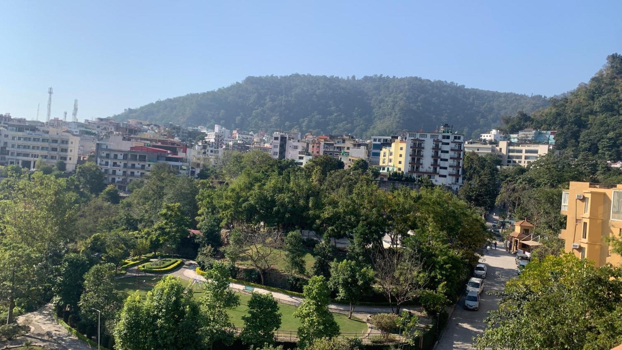 Luxury Aloha Majestic Apartments Rishikesh Luaran gambar