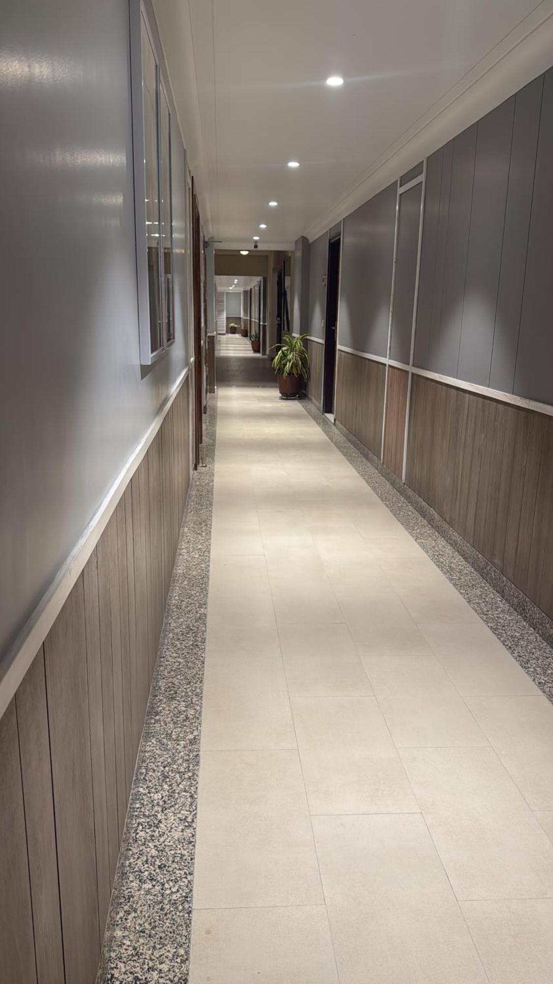 Luxury Aloha Majestic Apartments Rishikesh Luaran gambar