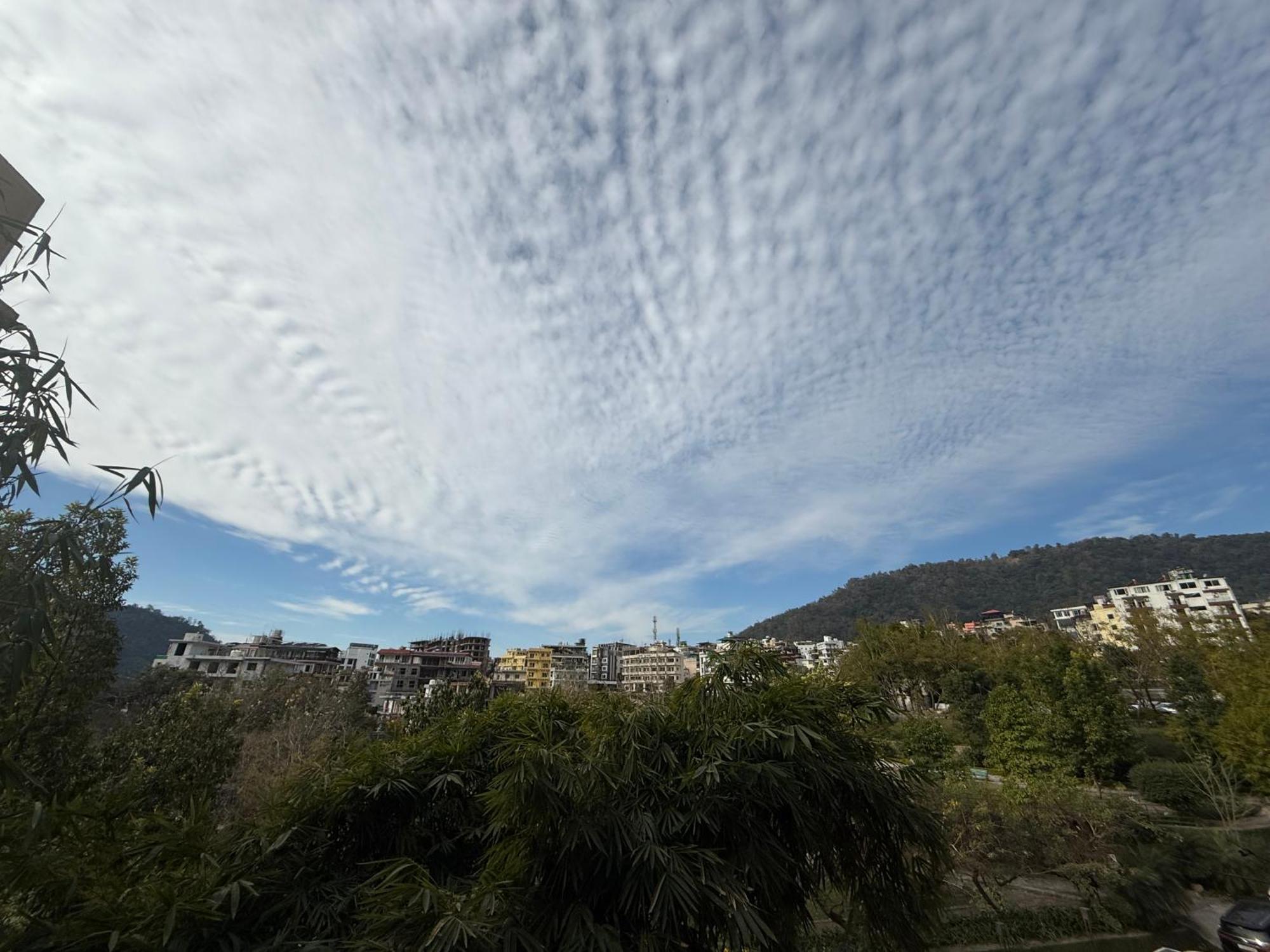 Luxury Aloha Majestic Apartments Rishikesh Luaran gambar