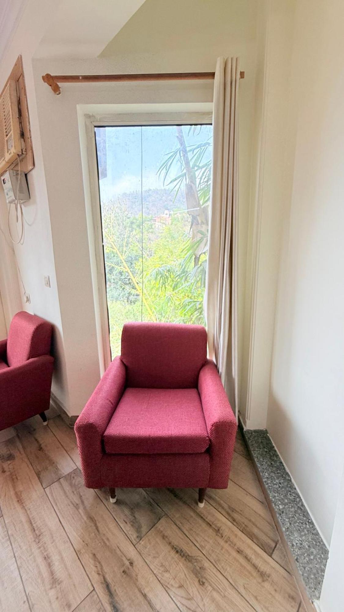 Luxury Aloha Majestic Apartments Rishikesh Luaran gambar